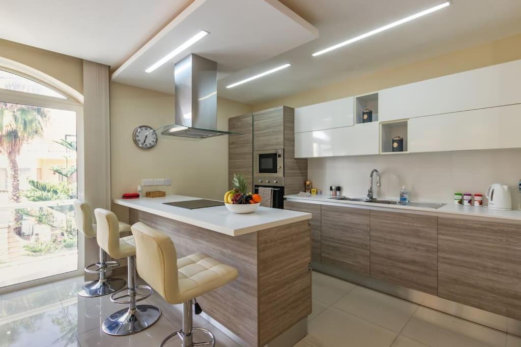 Modern 3 Bedroom Apartment Close To Paceville And Beach Is-Swieqi Exterior foto